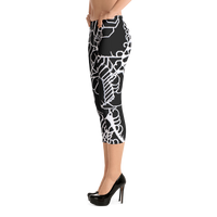 Vibratory Elemental Capri Leggings