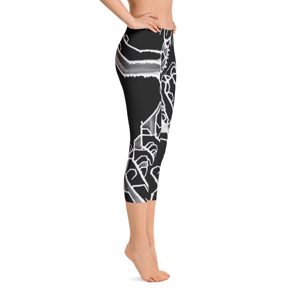 Mental Elemental Capri Leggings